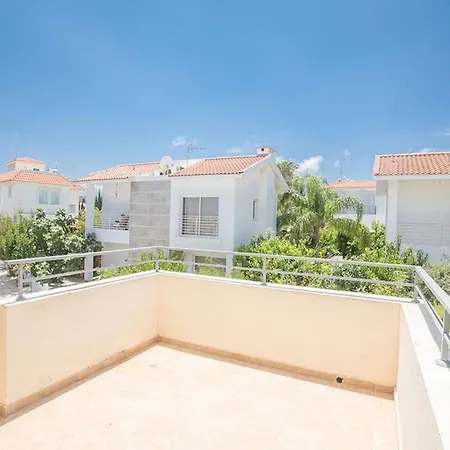 3 Bedrooms Private Pool Dafnis Morfi Close To Strip * Protaras