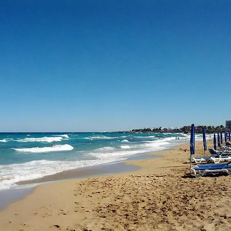 Villa 3 Bedrooms Private Pool Dafnis Morfi Close To Strip Protaras