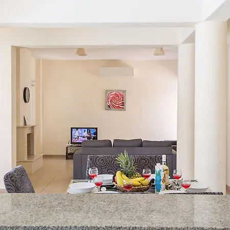 3 Bedrooms Private Pool Dafnis Morfi Close To Strip Protaras